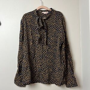 Bonpoint button down blouse hearts